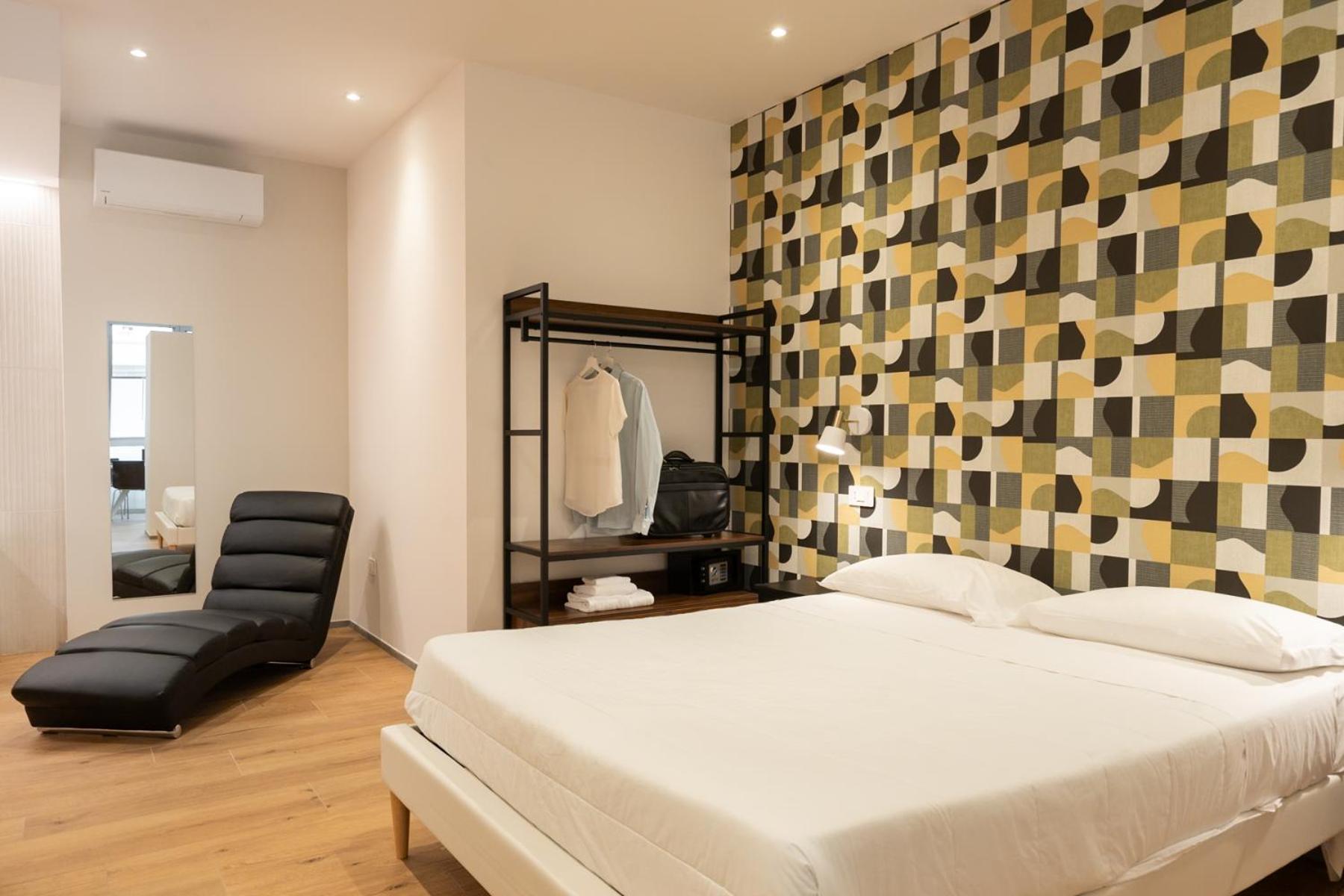 Hotel Dimorae Rooms And Suites - Apartments ชิวิตาโนวา มาร์เค ภายนอก รูปภาพ